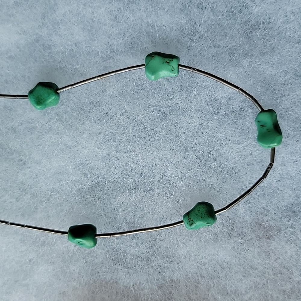 2/$8 Boho Southwestern Green Stone Necklace Choker - Picture 7 of 12
